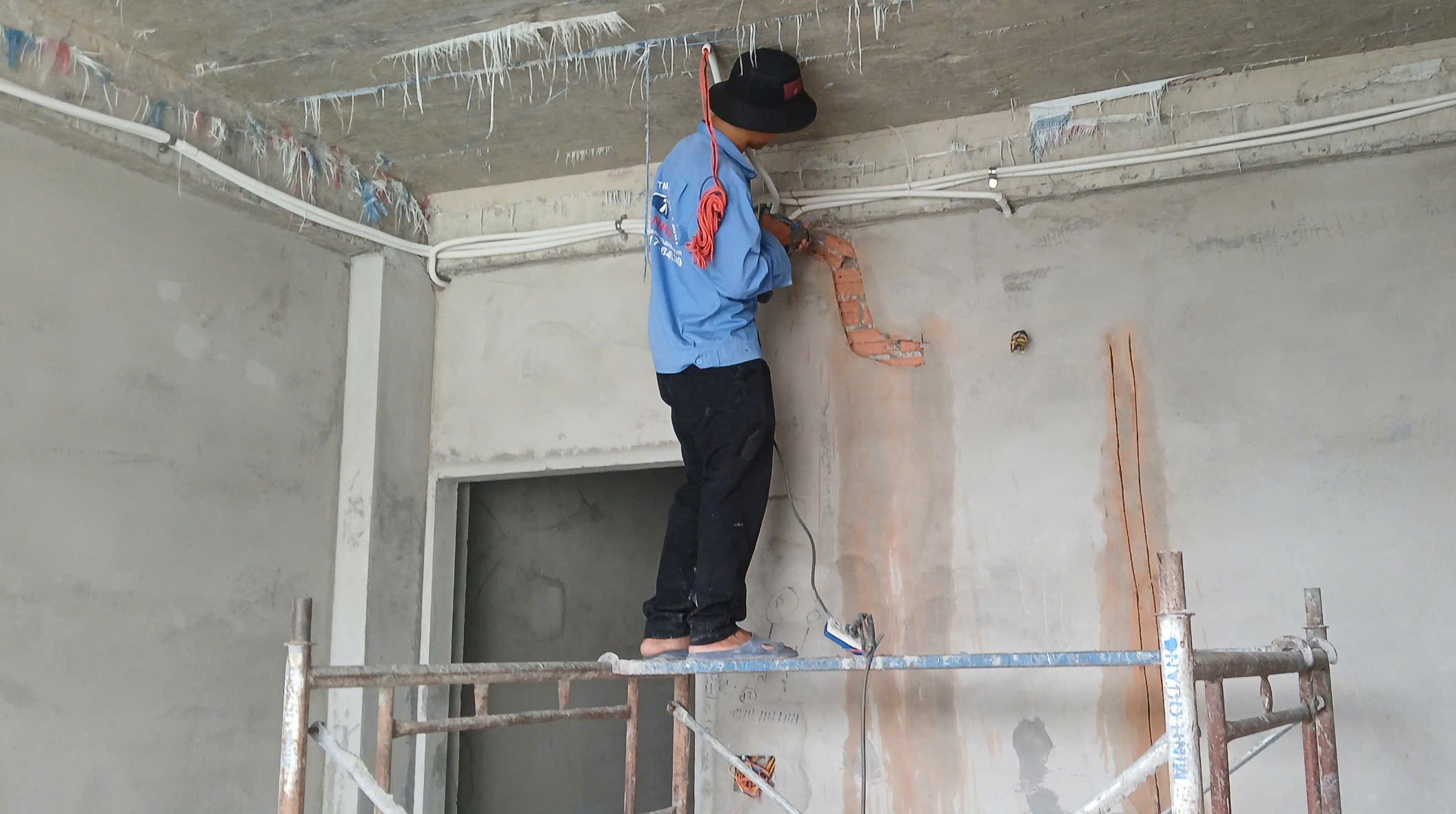 Thi công ống đồng máy lạnh tại Hóc Môn